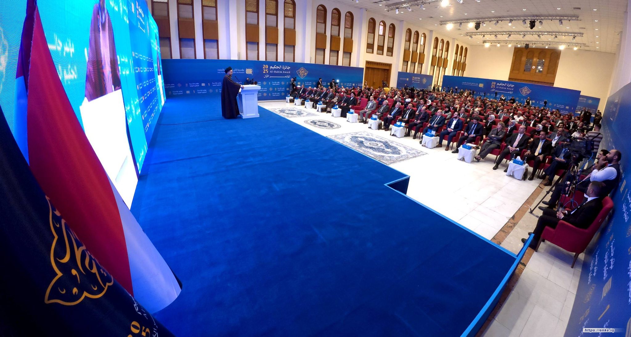 سماحة السيد عمار الحكيم :  حين نتحدّث عن جائزة الحكيم، فنحن لا نبتكر عنوانًا جديدًا بقدر ما نعيد قراءة مدرسةٍ قديمةٍ في سياق حضاري جديد.