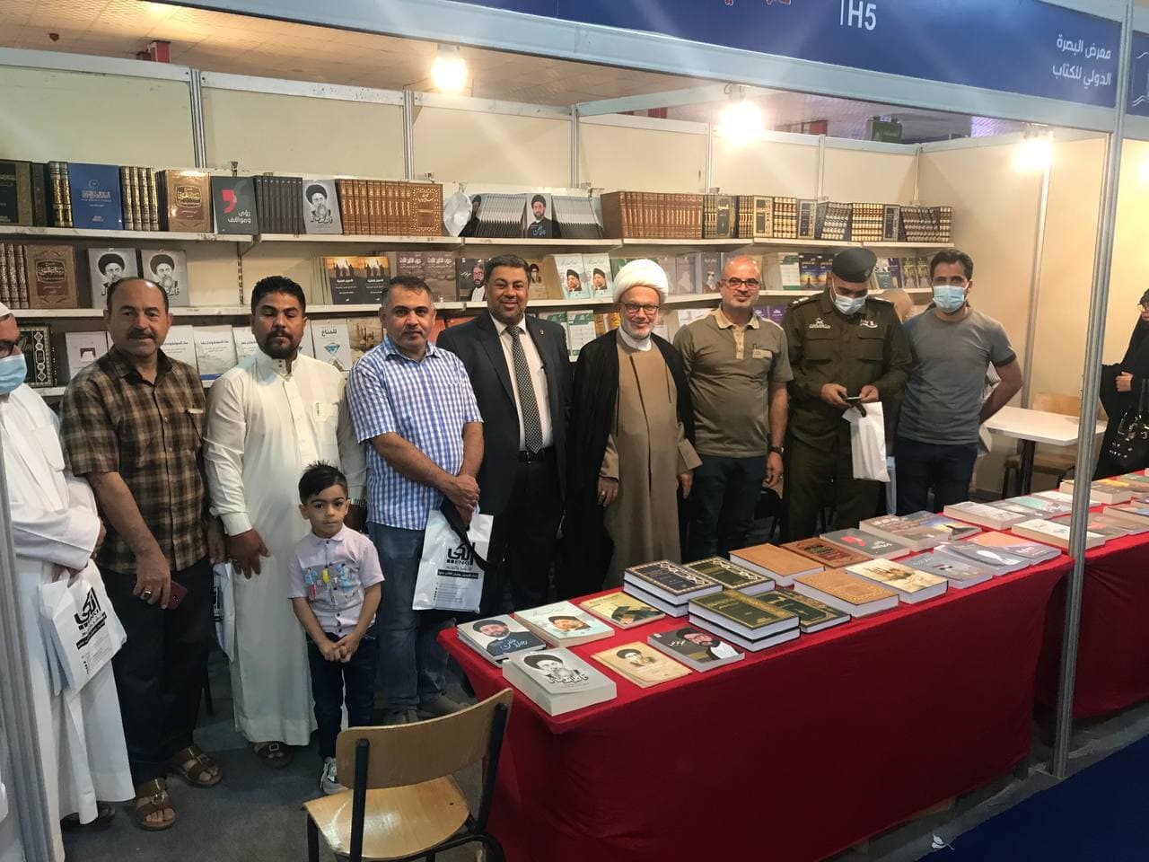 حفل توقيع كتاب الأسس التربوية بين القرآن الكريم ونهج البلاغة