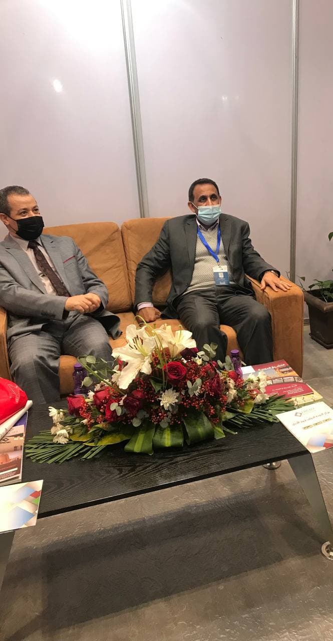 اللقاء بالدكتور (بدران بن الحسن) أستاذ مقارنة الأديان في جامعة حمد