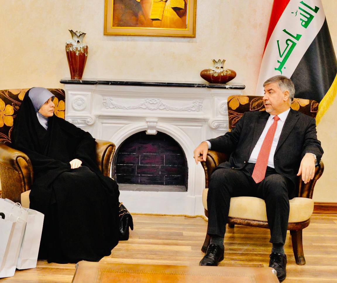 لقاء  السيدة كوثر الغرابي، رئيس مؤسسة إنكي للدراسات والبحوث  السفير الدكتور هشام العلوي، رئيس دائرة حقوق الإنسان،